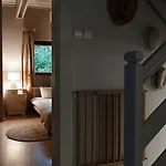 Lesny Dom Z Basenem W Okolicy Zegrza *