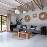 Lesny Dom Z Basenem W Okolicy Zegrza *