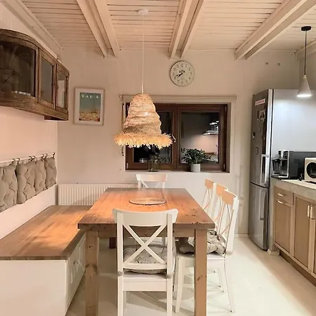 Lesny Dom Z Basenem W Okolicy Zegrza Feriehus Gasiorowo (Legionowo)