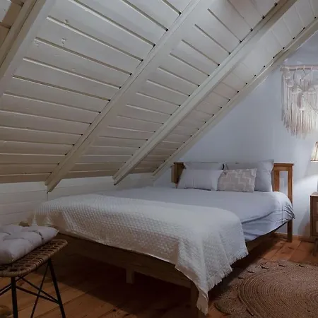 Feriehus Lesny Dom Z Basenem W Okolicy Zegrza