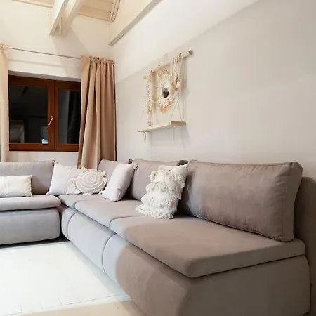 Lesny Dom Z Basenem W Okolicy Zegrza Дом отдыха