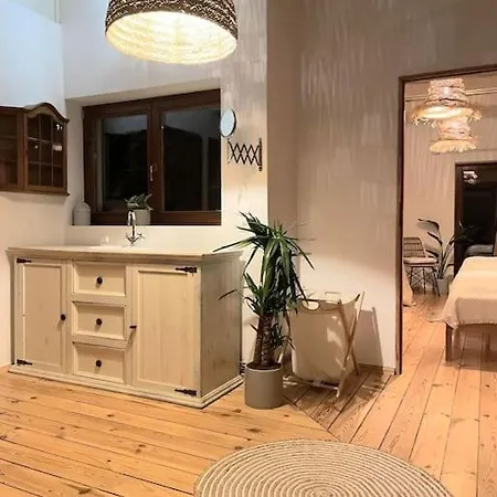 Lesny Dom Z Basenem W Okolicy Zegrza Feriehus *