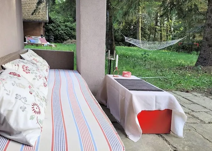 Leśny Dom Z Basenem W Okolicy Zegrza Dom wakacyjny