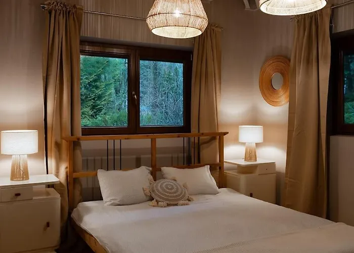 Lesny Dom Z Basenem W Okolicy Zegrza Holiday home