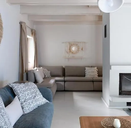 Dom wakacyjny Leśny Dom Z Basenem W Okolicy Zegrza *