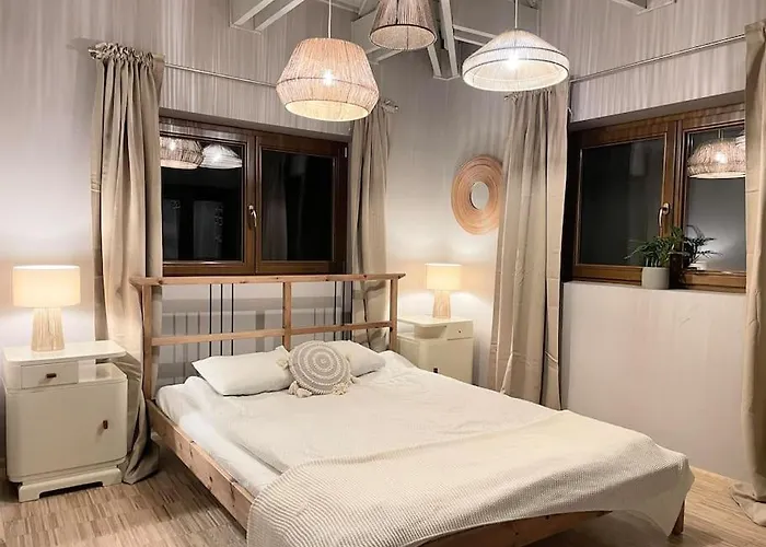 Leśny Dom Z Basenem W Okolicy Zegrza * Gasiorowo (Legionowo)