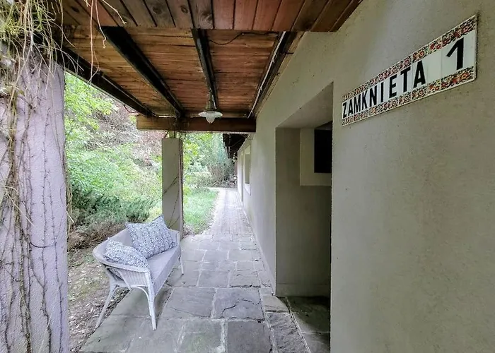 Leśny Dom Z Basenem W Okolicy Zegrza * Gasiorowo (Legionowo)